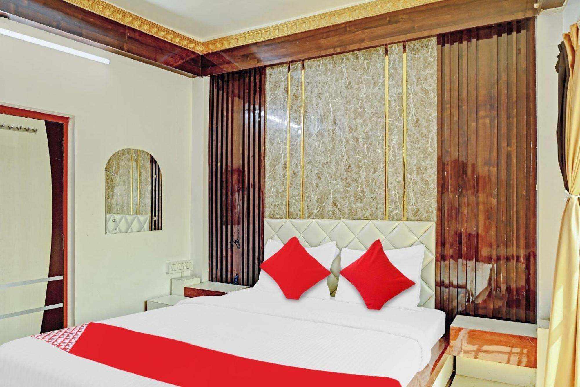 Hotel O Om Shanti Inn Колката Екстериор снимка